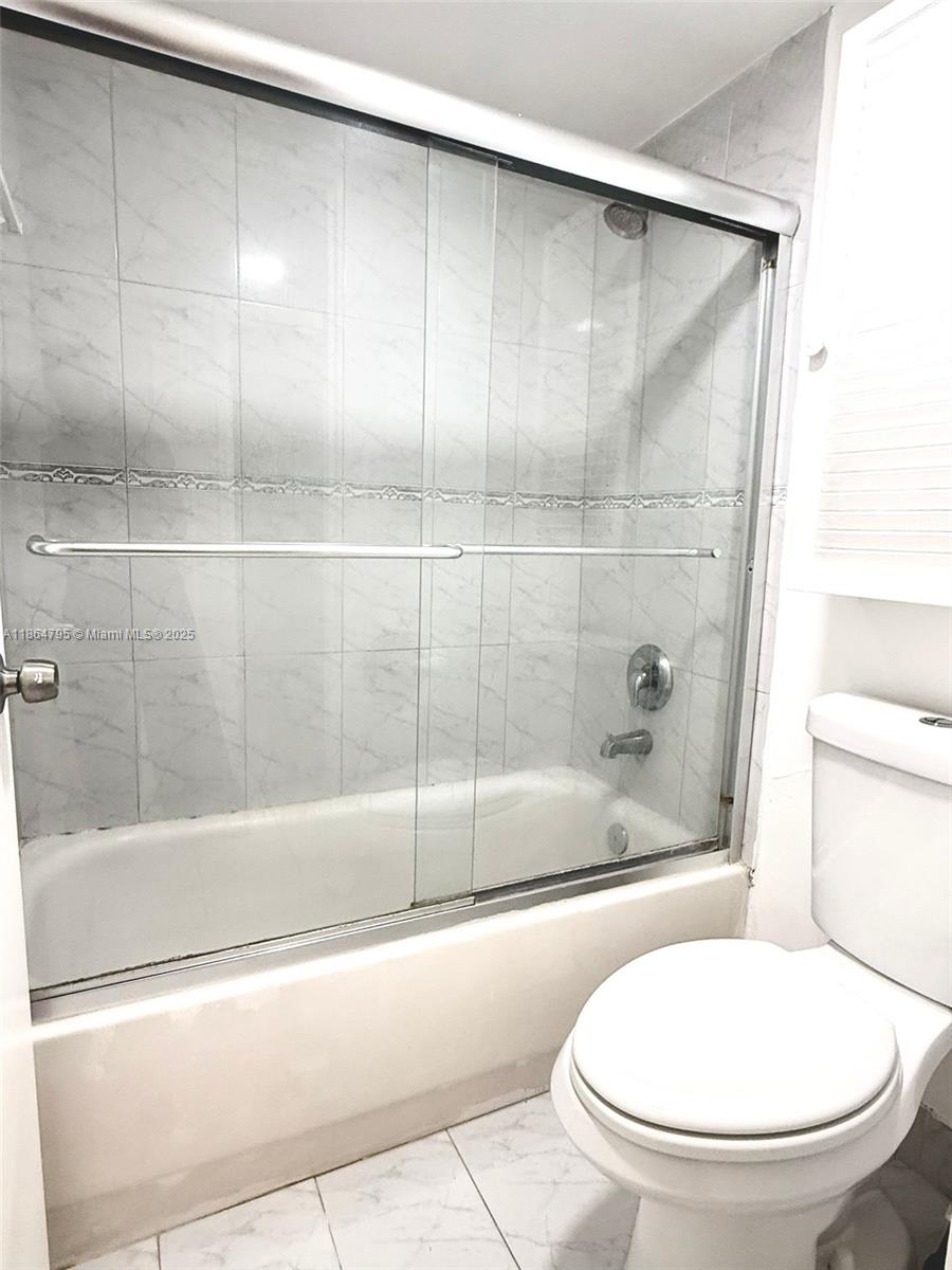 FOUR WINDS CONDO - Residential