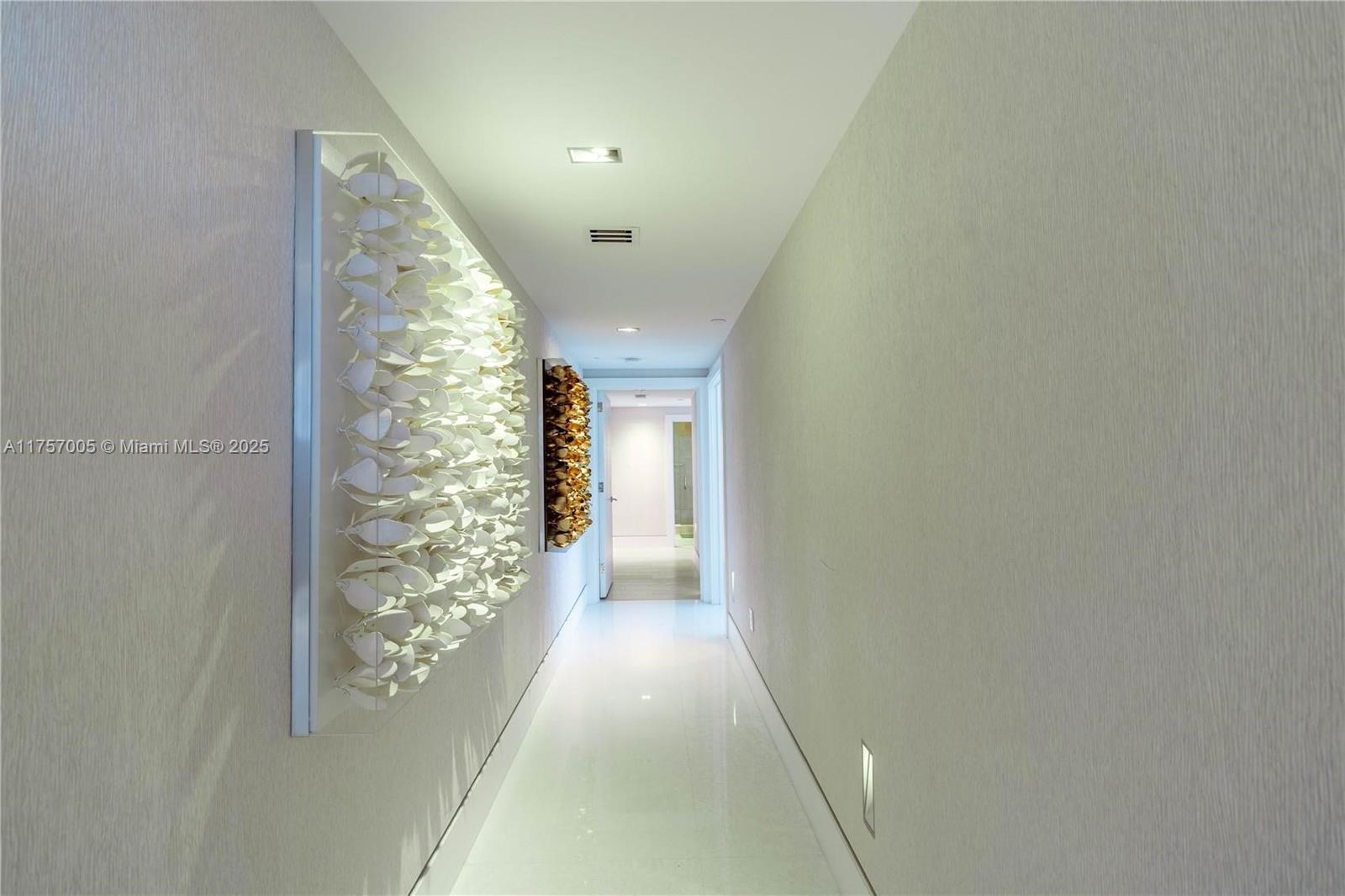 JADE OCEAN CONDO - Residential