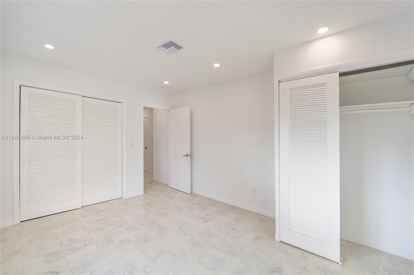 HIBISCUS ISLAND - Residential