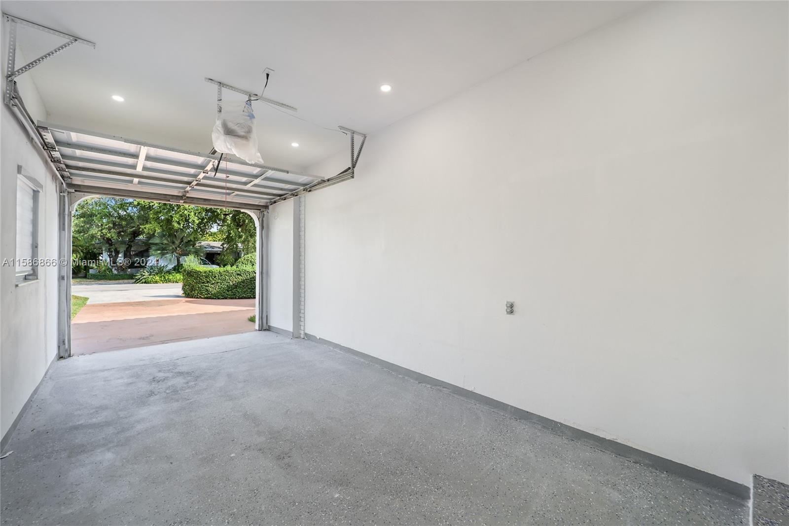 HIBISCUS ISLAND - Residential