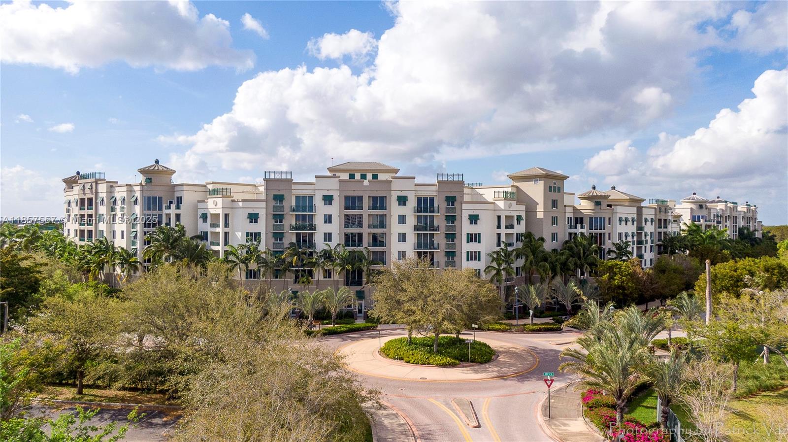 VERANDA CONDO - Residential Lease