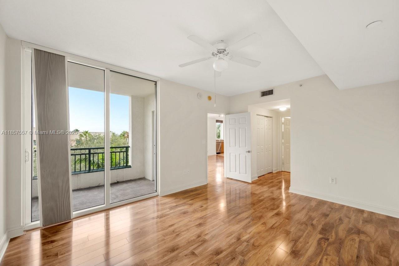 VERANDA CONDO - Residential Lease