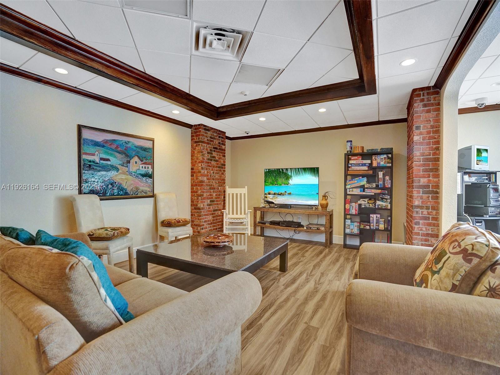 CRYSTAL TOWER INC CONDO - Residential