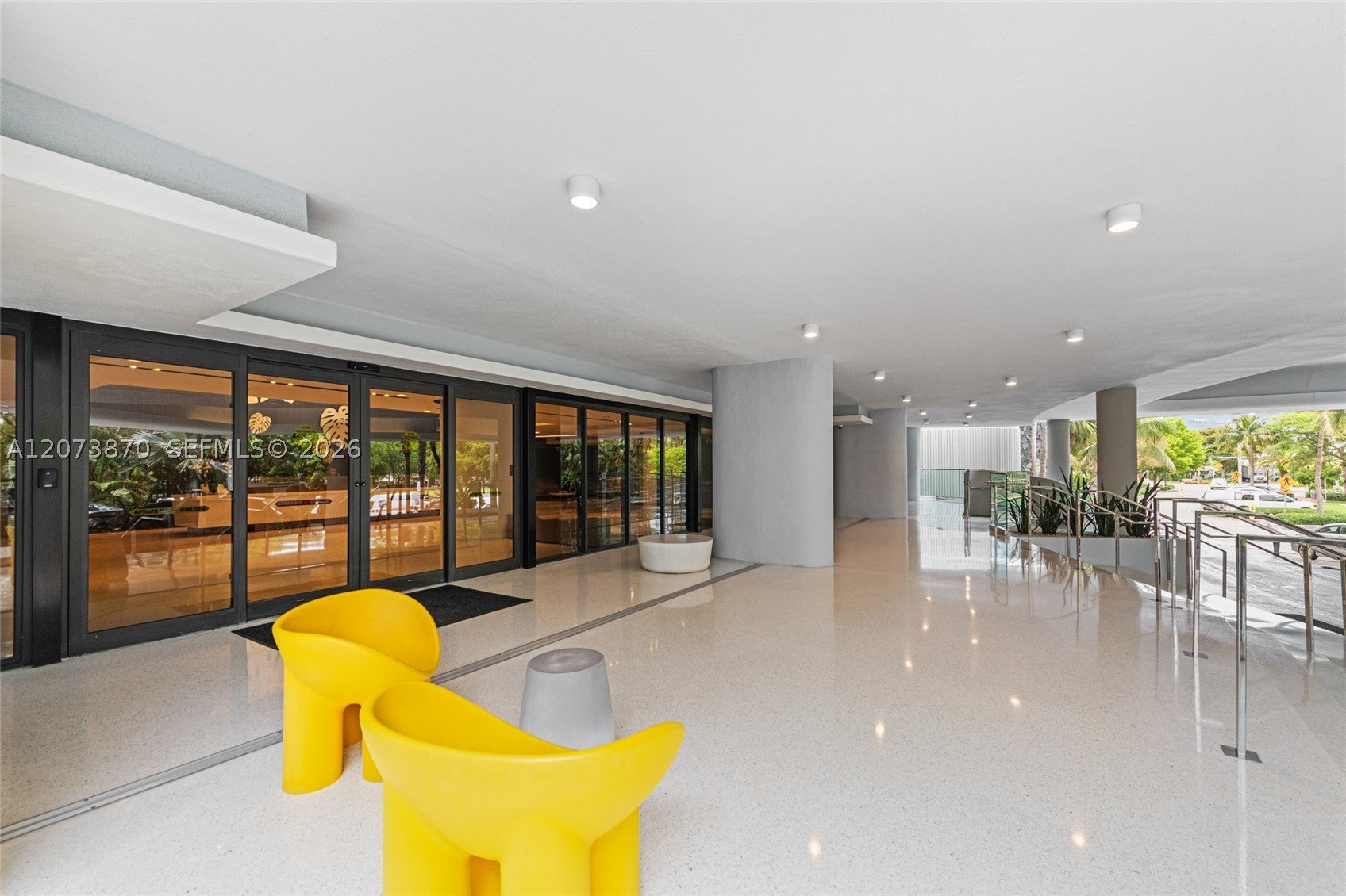 9 Island Ave 2207