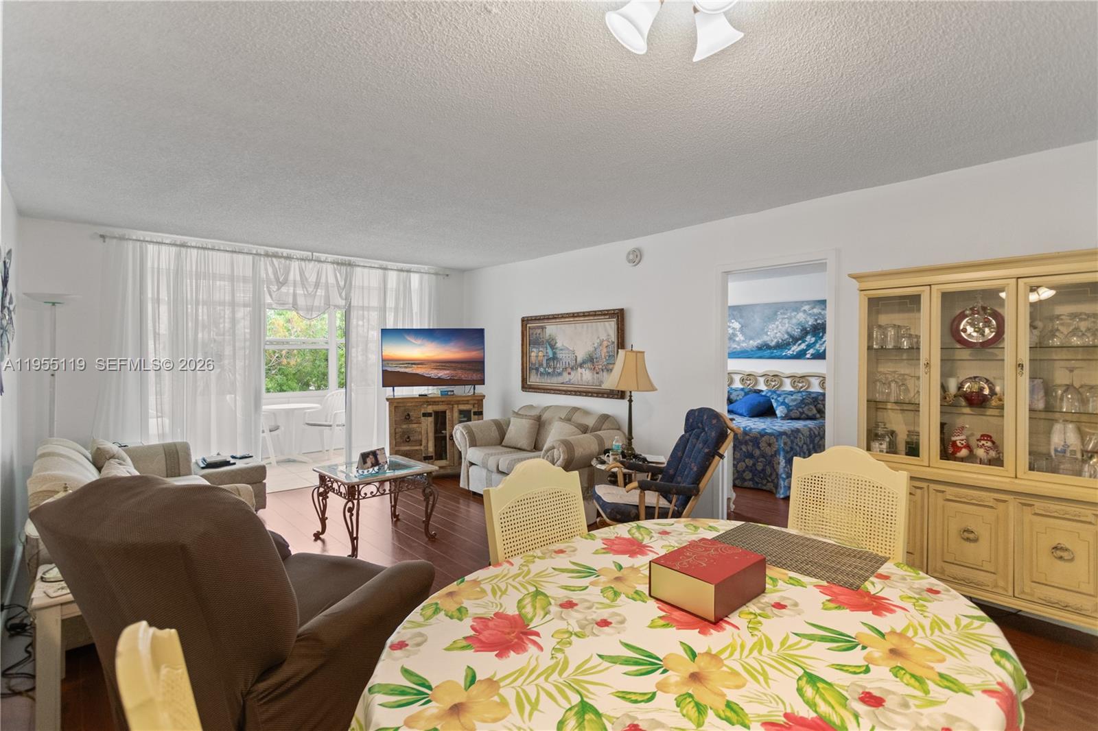 CYPRESS CHASE CONDO NO 1 - Residential