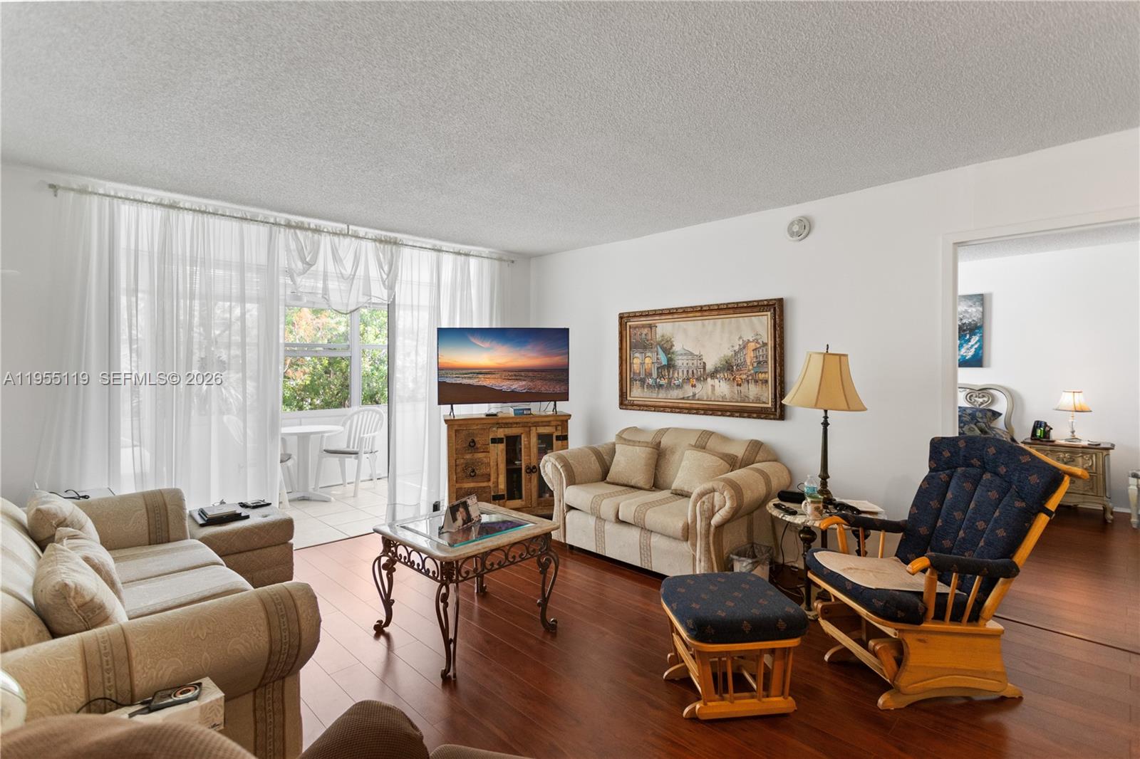 CYPRESS CHASE CONDO NO 1 - Residential