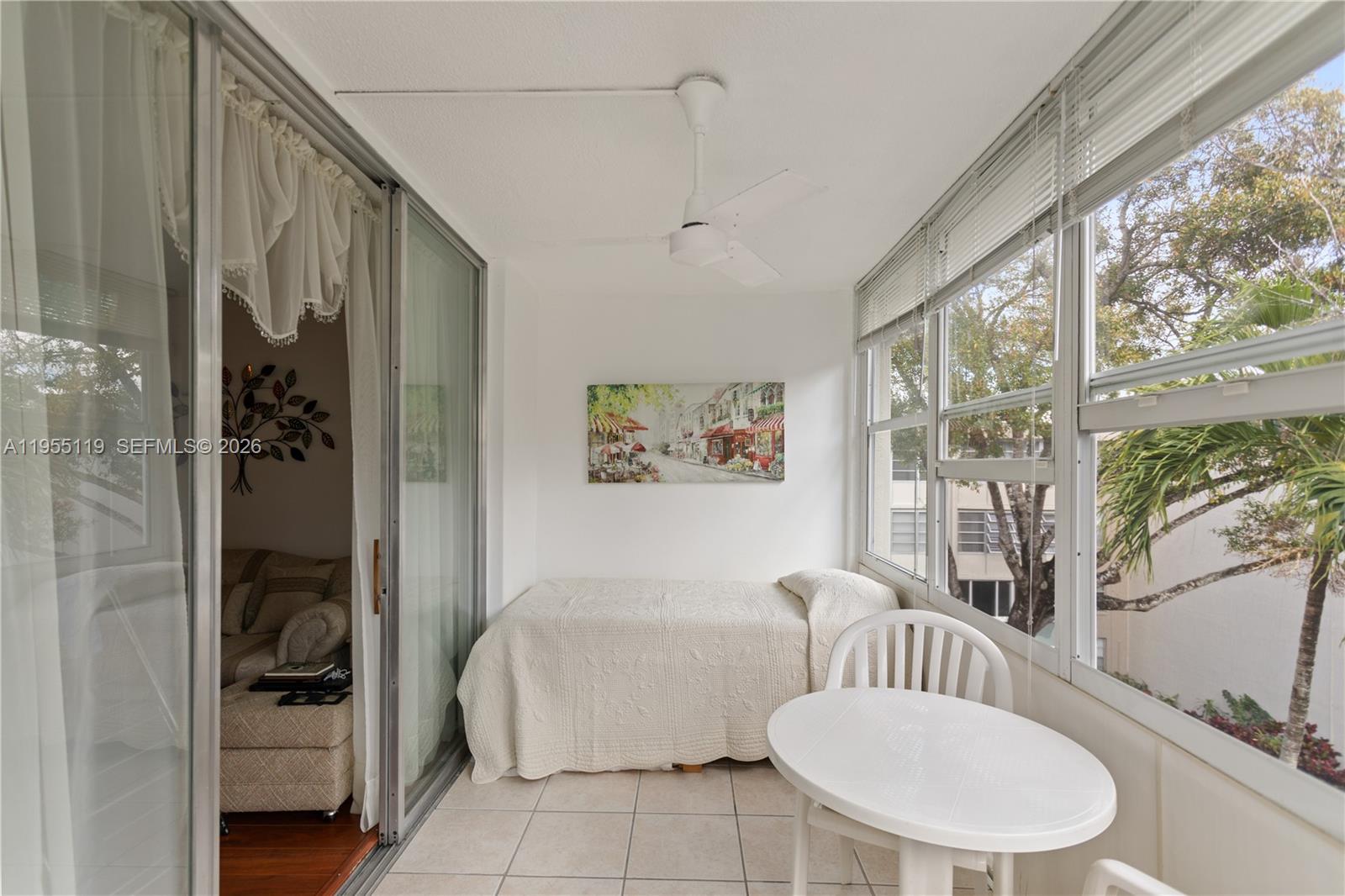 CYPRESS CHASE CONDO NO 1 - Residential