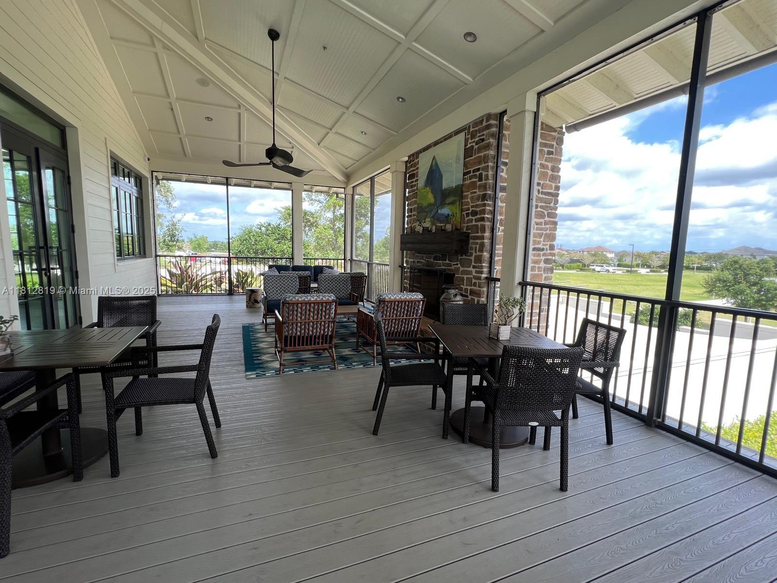 ARDEN PUD POD D SOUTHEAST - Residential Lease
