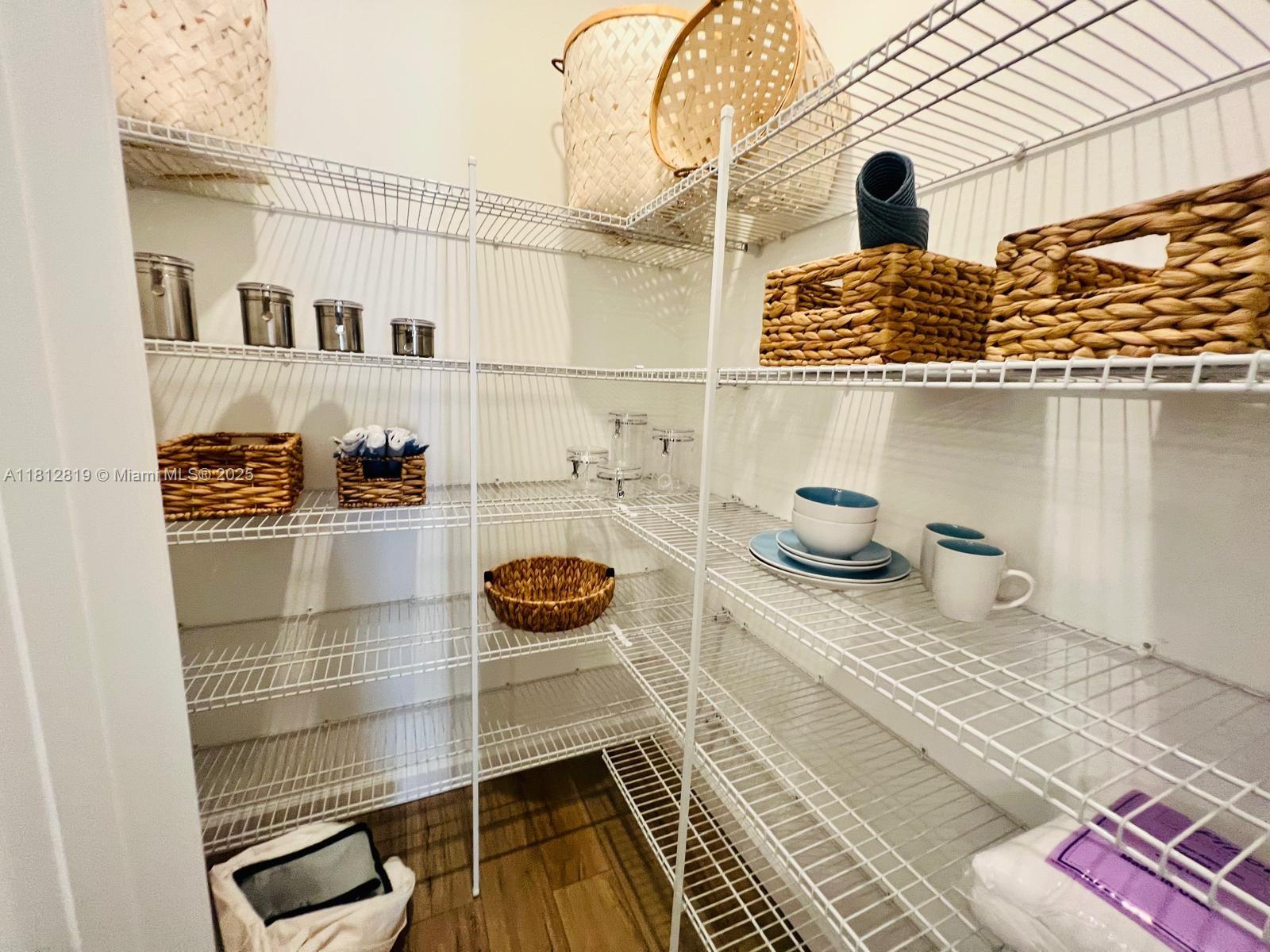 ARDEN PUD POD D SOUTHEAST - Residential Lease