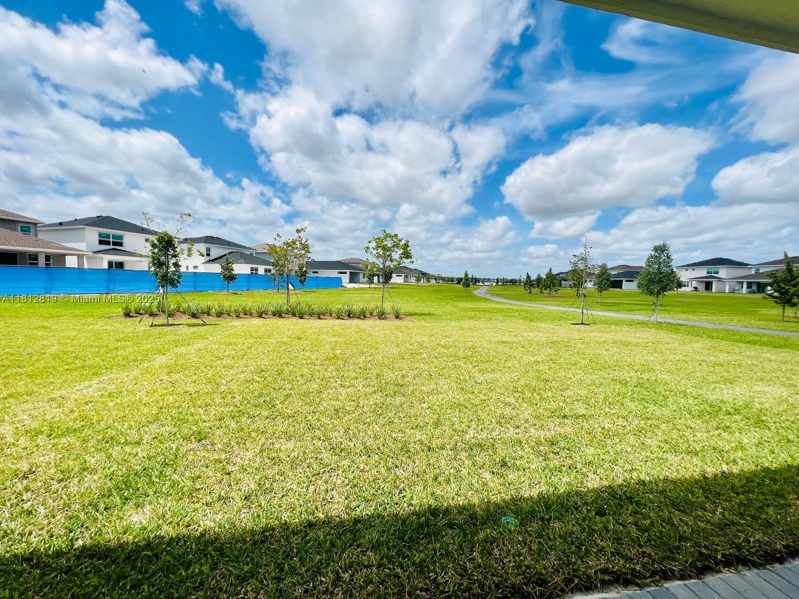 ARDEN PUD POD D SOUTHEAST - Residential Lease