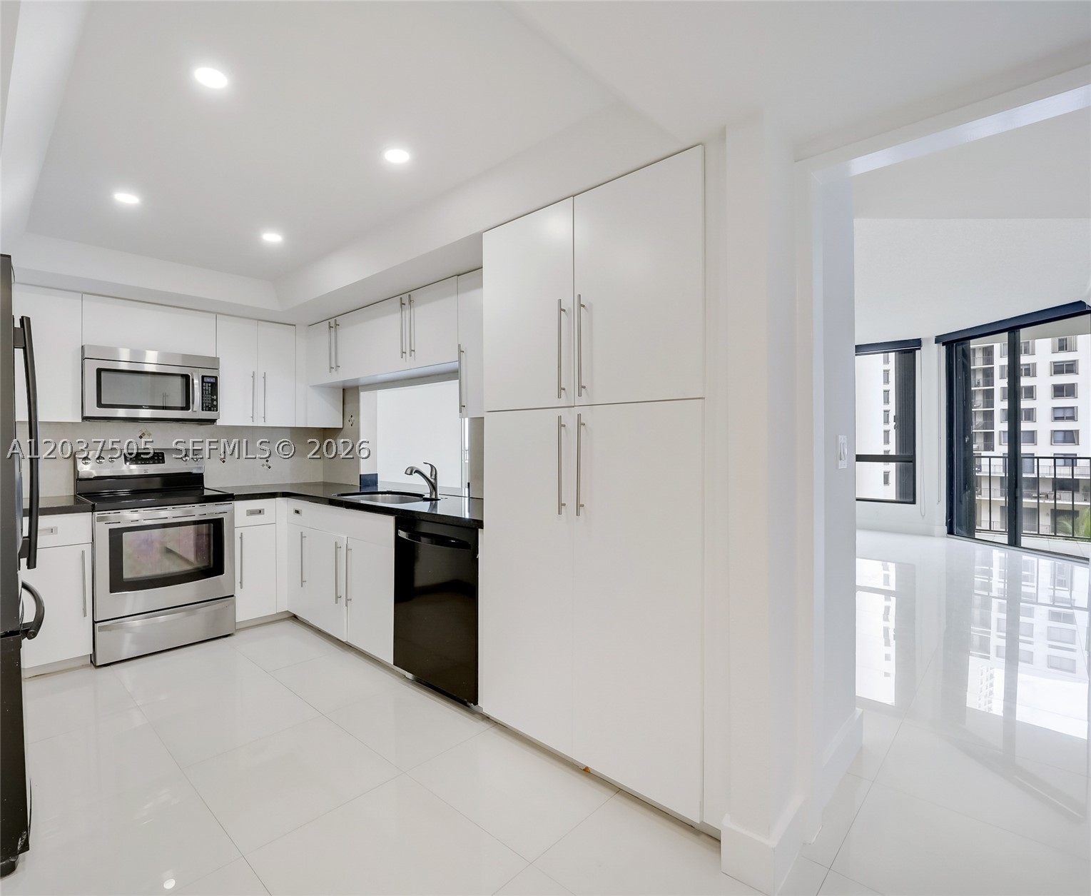 520 Brickell Key Dr A802