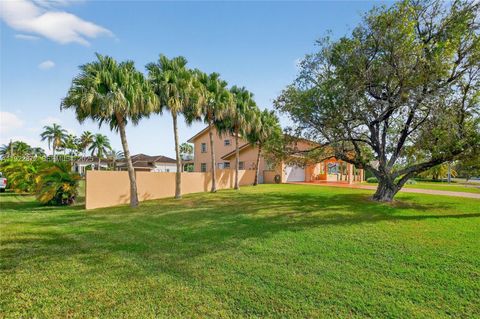 Photo of 6611 SW 99th Ave, Miami, FL 33173 (MLS # A11922872)