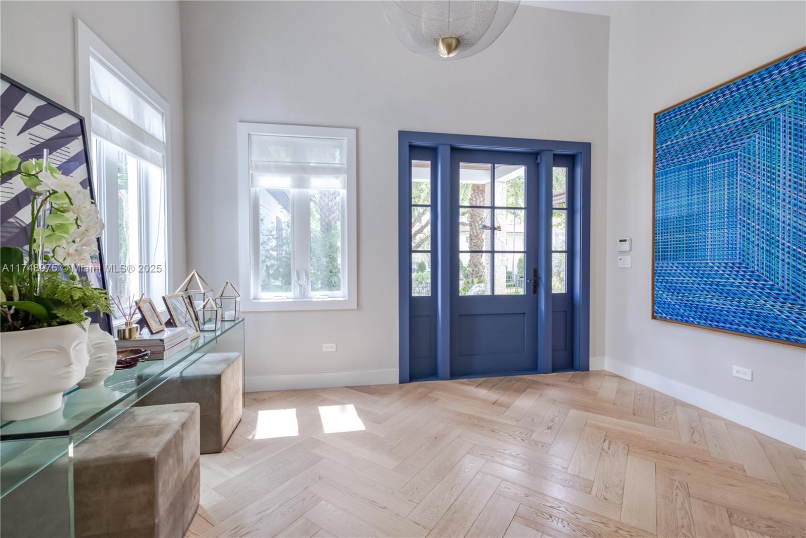 907 Jeronimo Dr