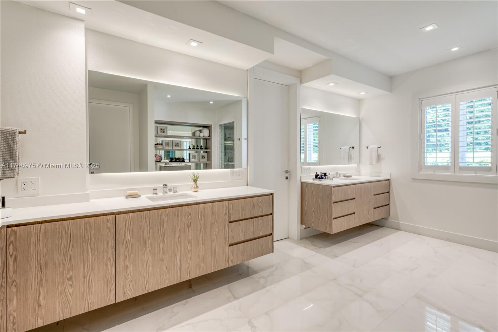 C GAB COUNTRY CLUB SEC 5 - Residential