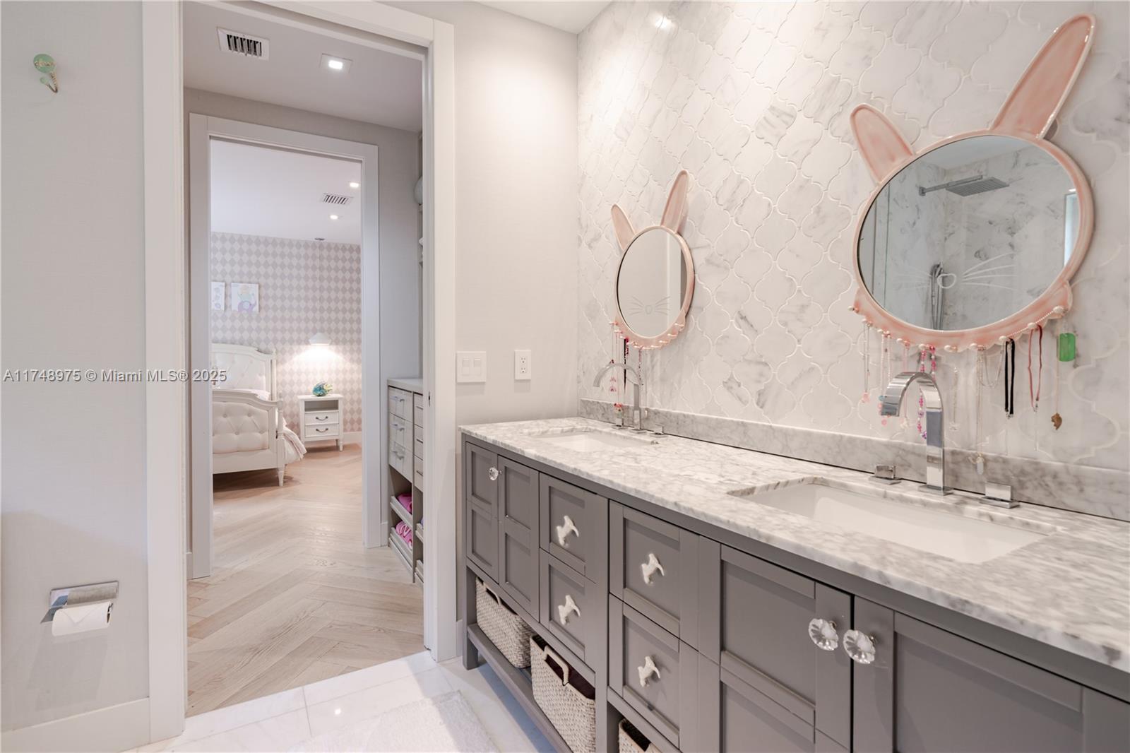 C GAB COUNTRY CLUB SEC 5 - Residential