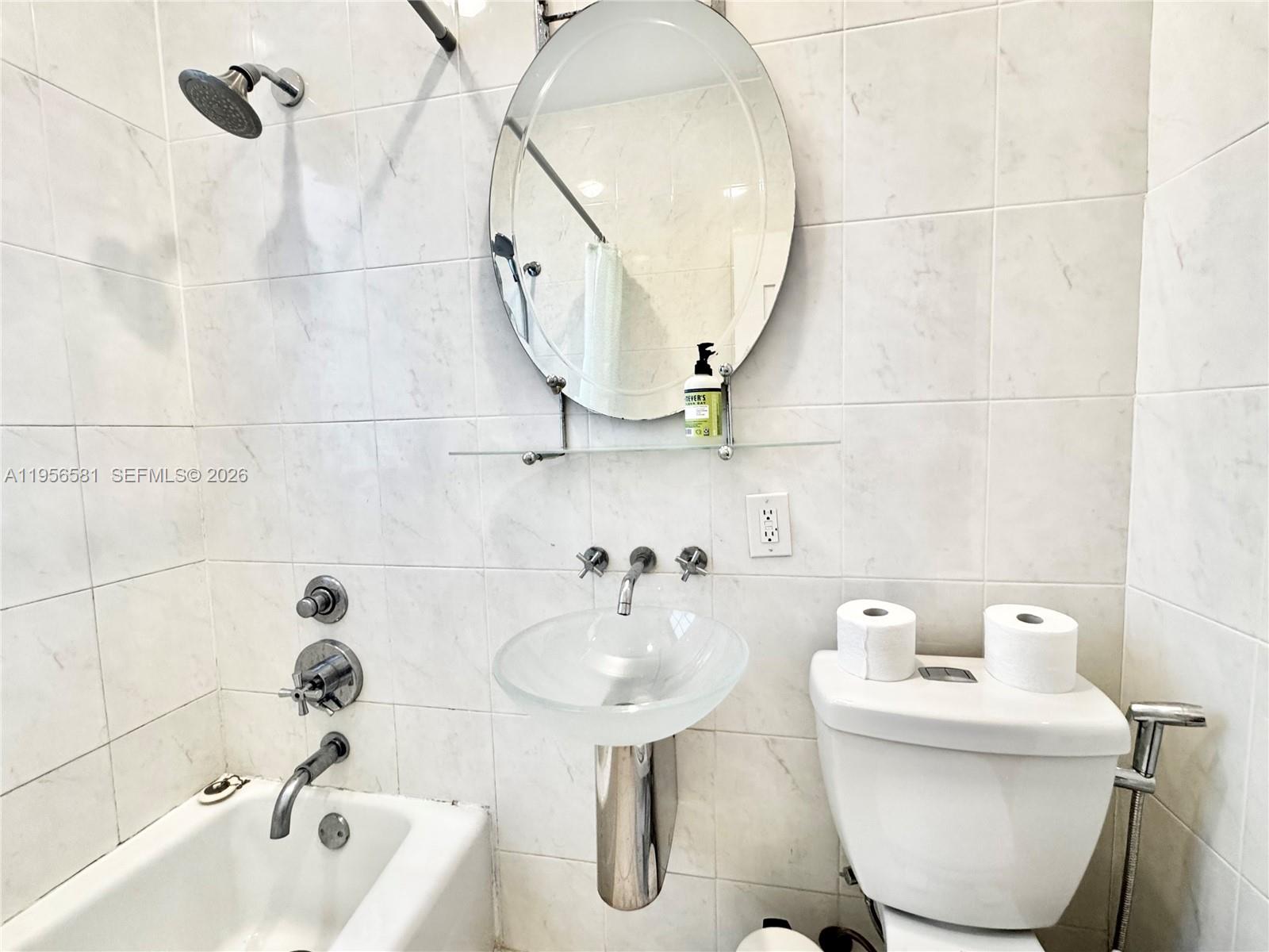 HELENE MARIE CONDO - Residential Lease