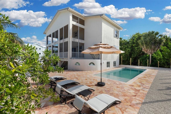209 CORSAIR RD, MARATHON, FL 33050 - Image 0f4e4c7ce79807d76157aee1ed8a2aac/492800745