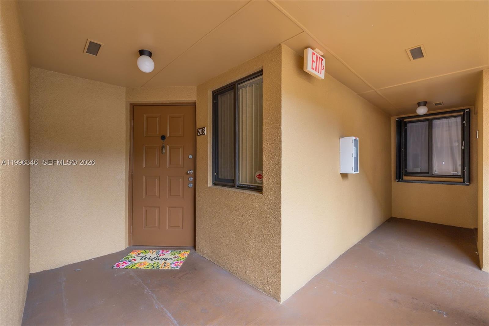 15485 N Miami Lakeway N 208-2