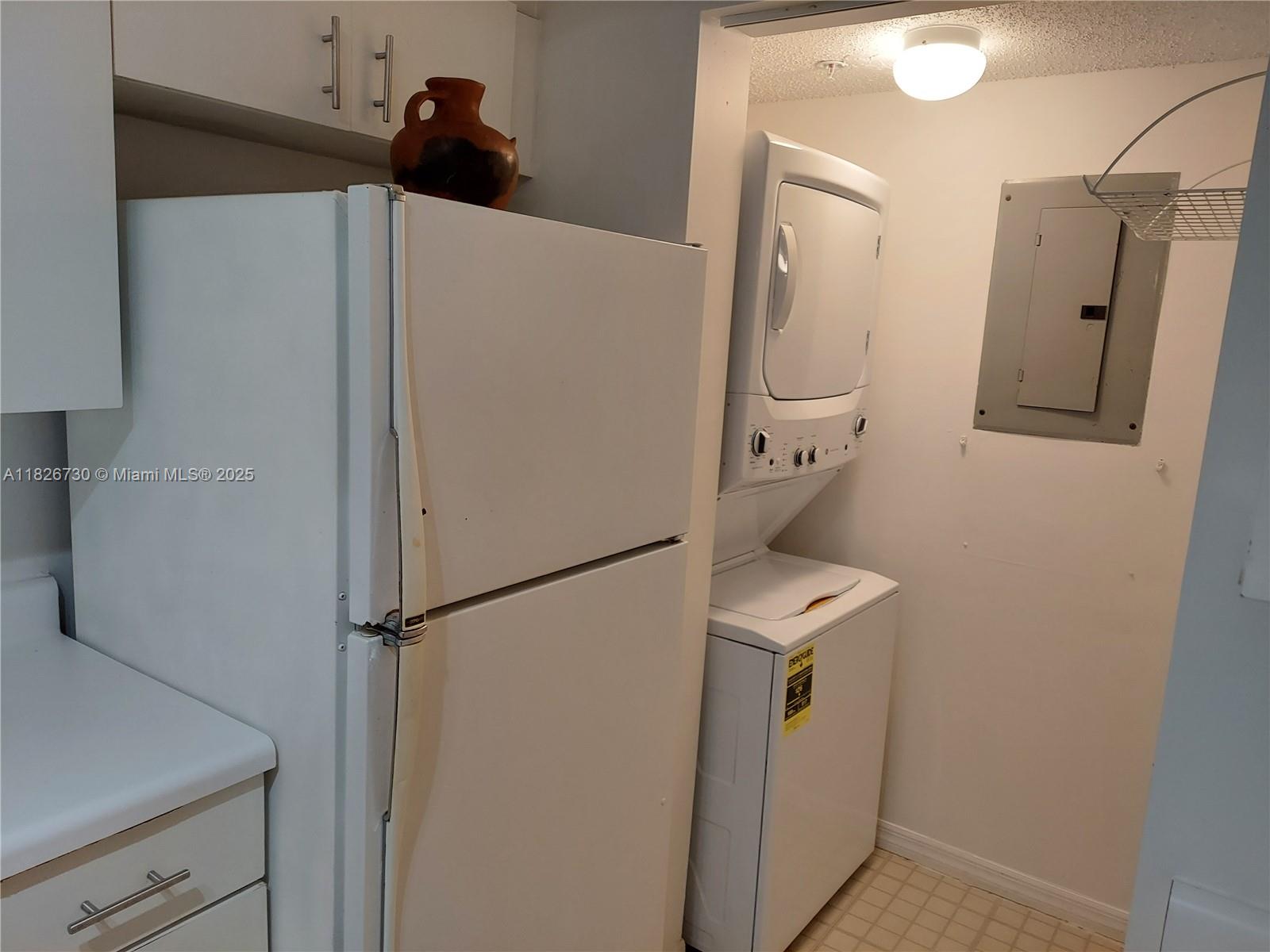 ROYAL GRAND CONDO - Residential