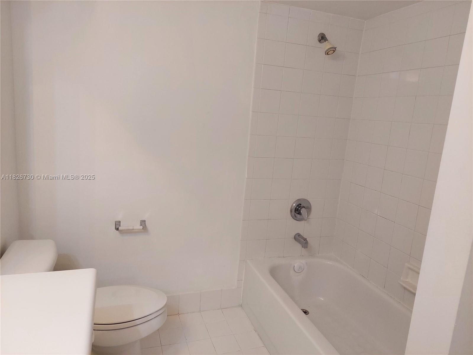 ROYAL GRAND CONDO - Residential