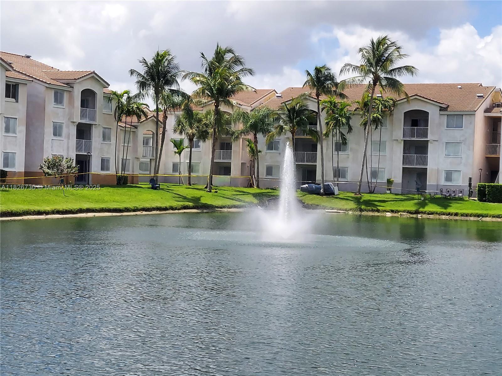 ROYAL GRAND CONDO - Residential