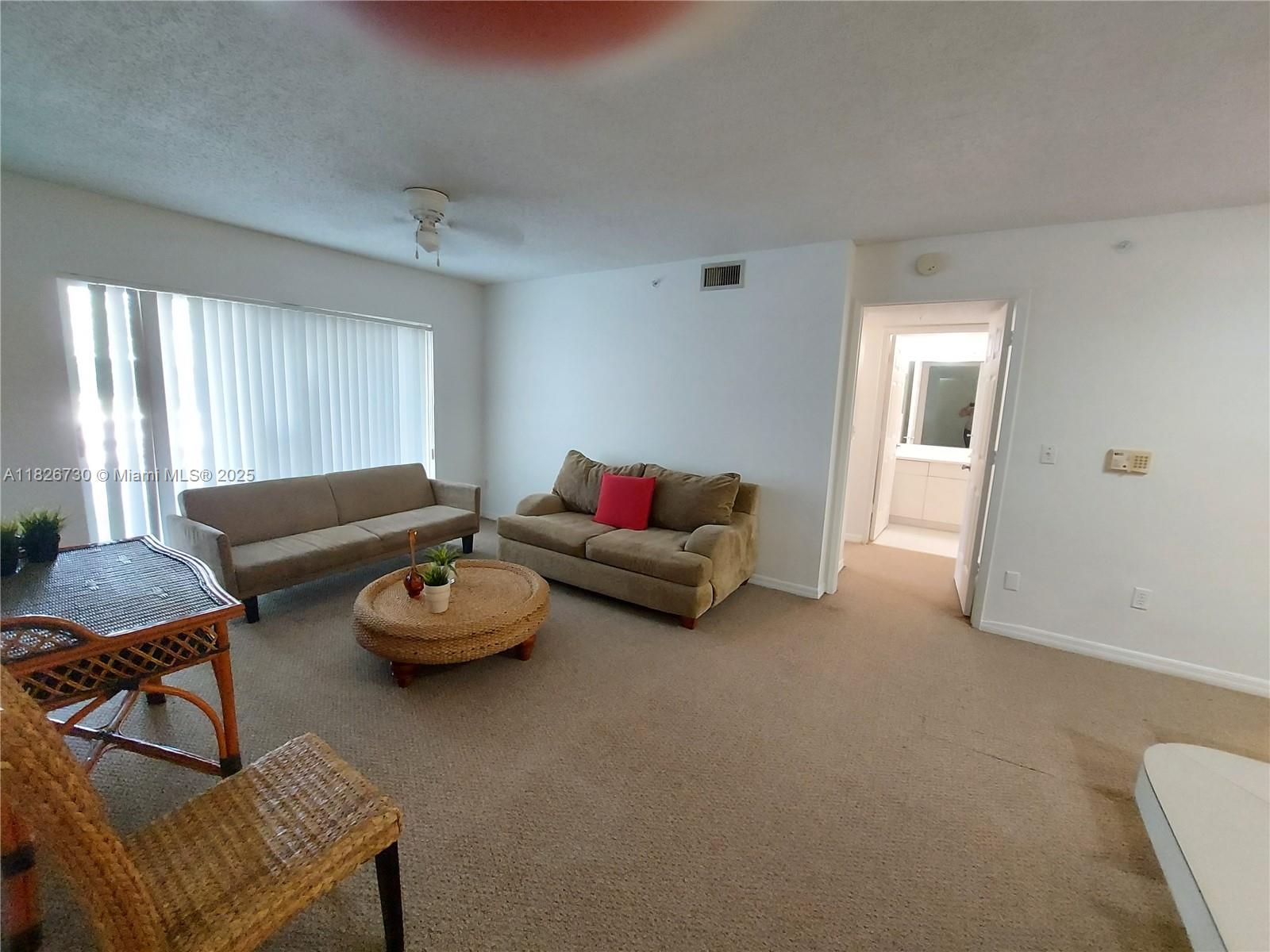 ROYAL GRAND CONDO - Residential