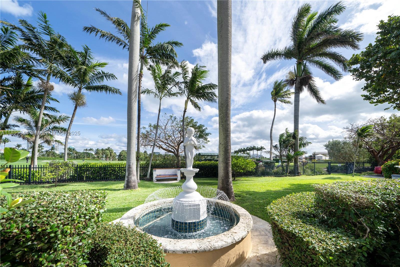 LA GORCE GOLF SUB - Residential Lease