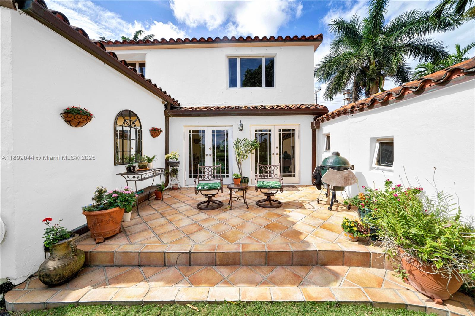 LA GORCE GOLF SUB - Residential Lease