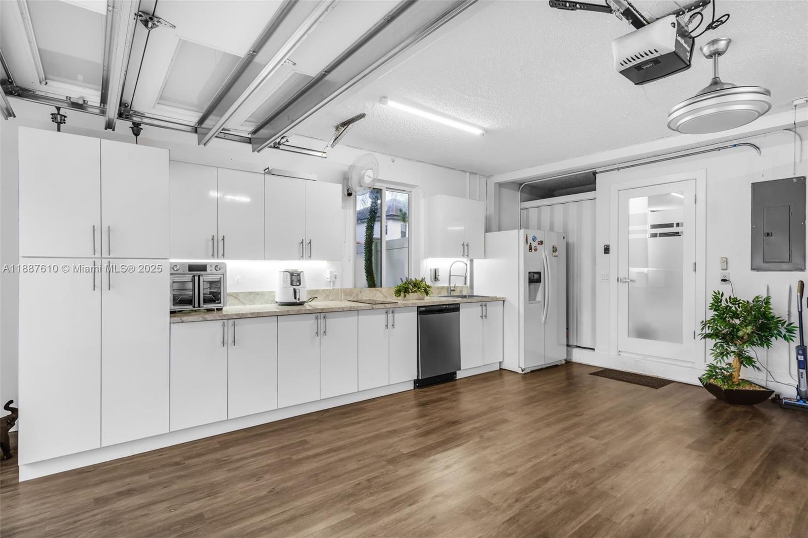 SILVER LAKES AT PEMBROKE - Residential