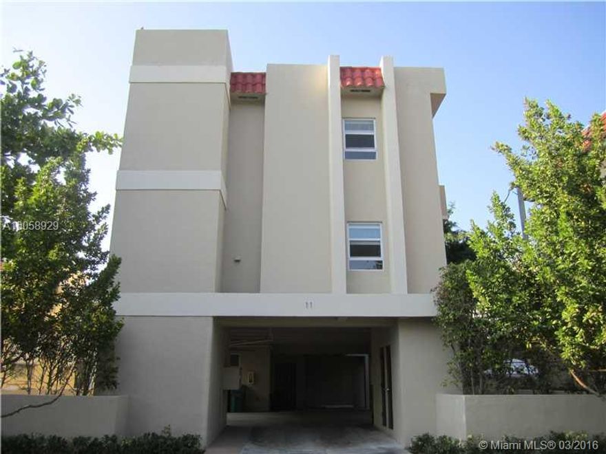 Great and largest unit in bldg, 1st floor with parking space next to front door. Only unit in the bldg. with its private yard and separate entrance to yard. 2 story unit with all bedrooms upstairs, completely remodeled with SS appliances, and granite countertops, master bath with bidet, huge master bedroom closet, extra storage room on 1st floor, washer dryer inside unit. unit will be touched up and cleaned. 1 + 2 months security deposit, $100 per adult app fee, Good credit a must!