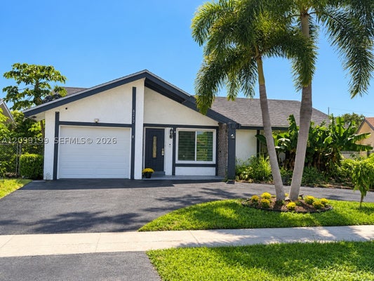 8212 SW 13TH ST, NORTH LAUDERDALE, FL 33068 - Image 0f51eb6fd413ce8c8819880e30f5bfed/2449358839