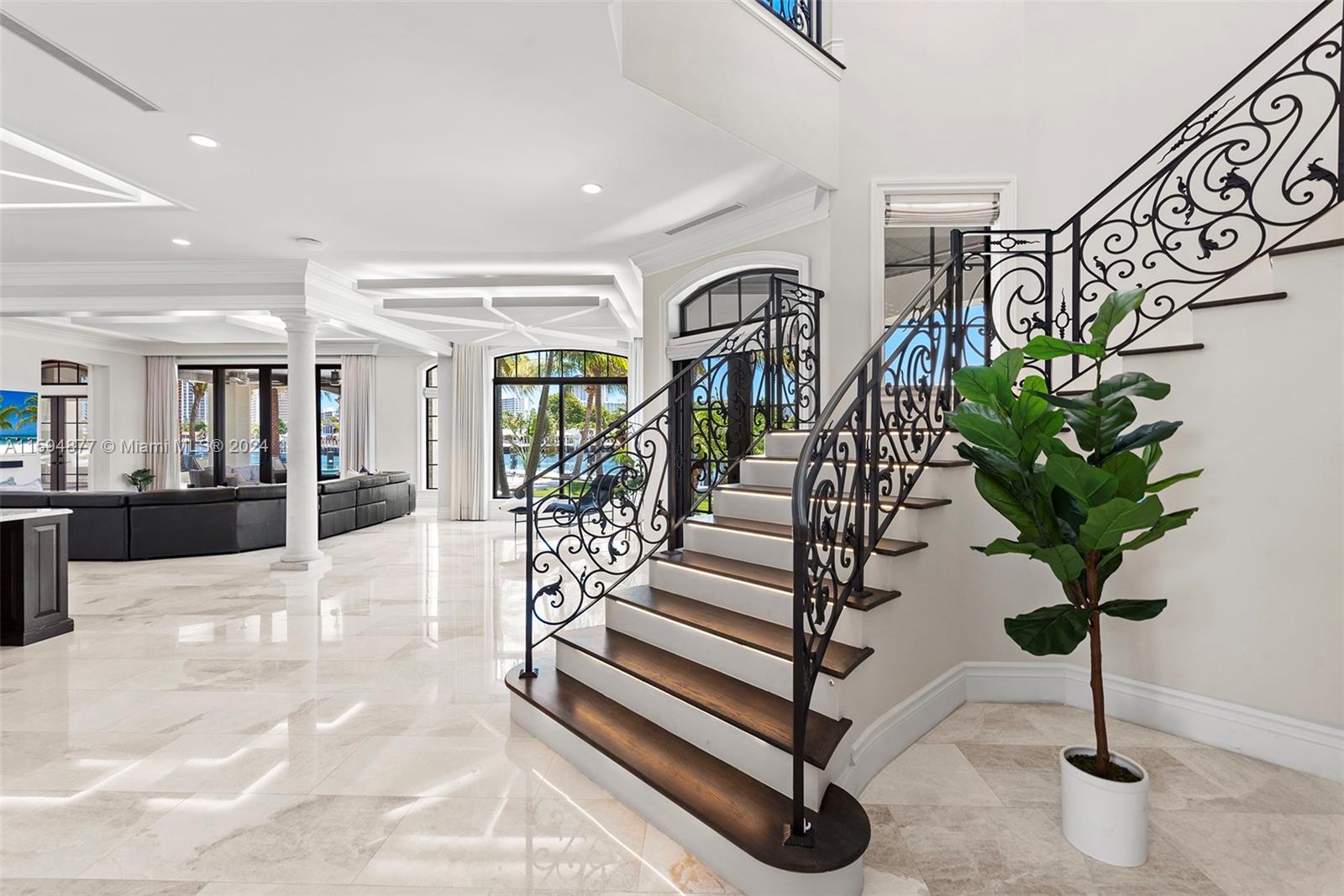 CORAL RIDGE COUNTRY CLUB - Residential