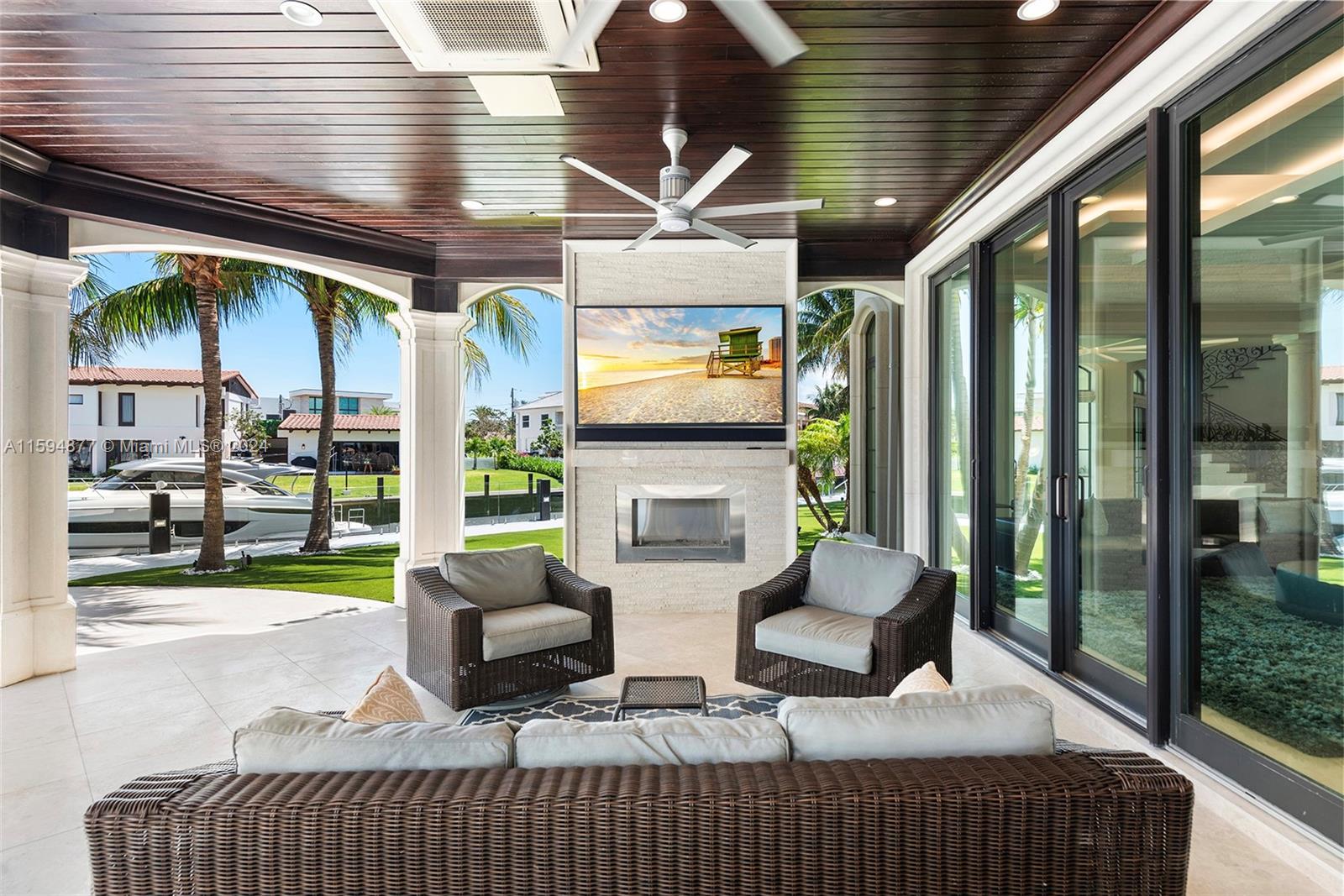 CORAL RIDGE COUNTRY CLUB - Residential