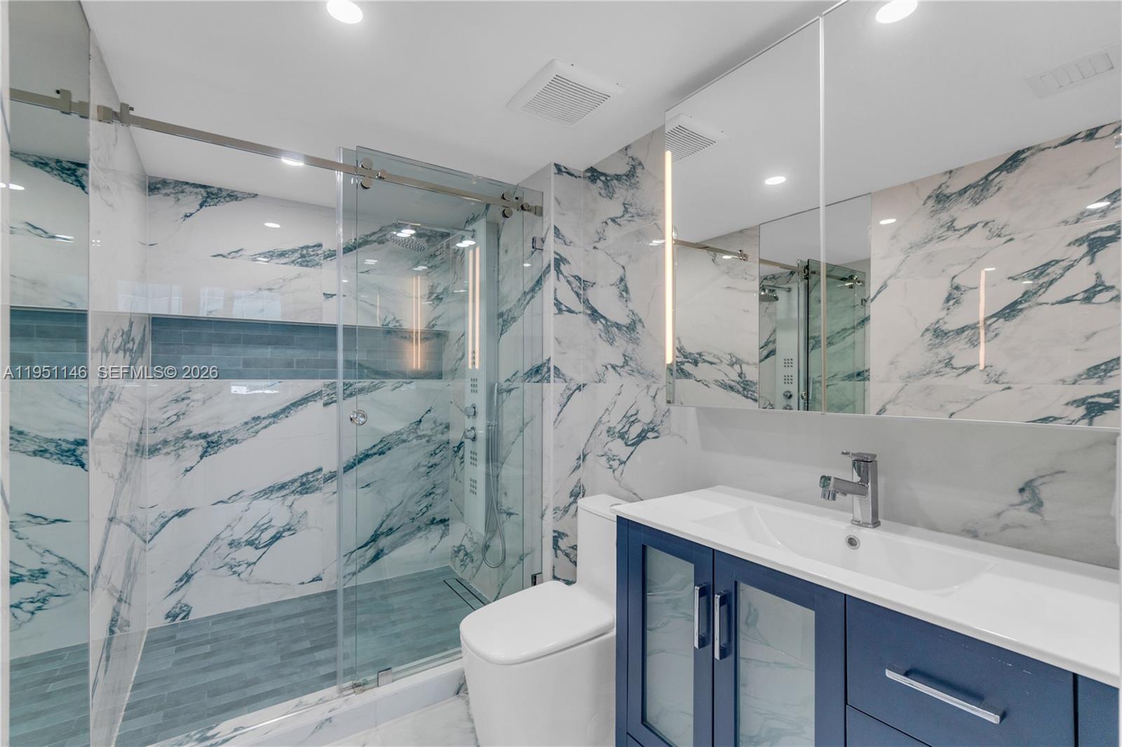 THE MARK ON BRICKELL COND - Residential