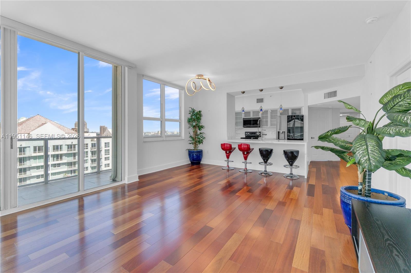 THE MARK ON BRICKELL COND - Residential