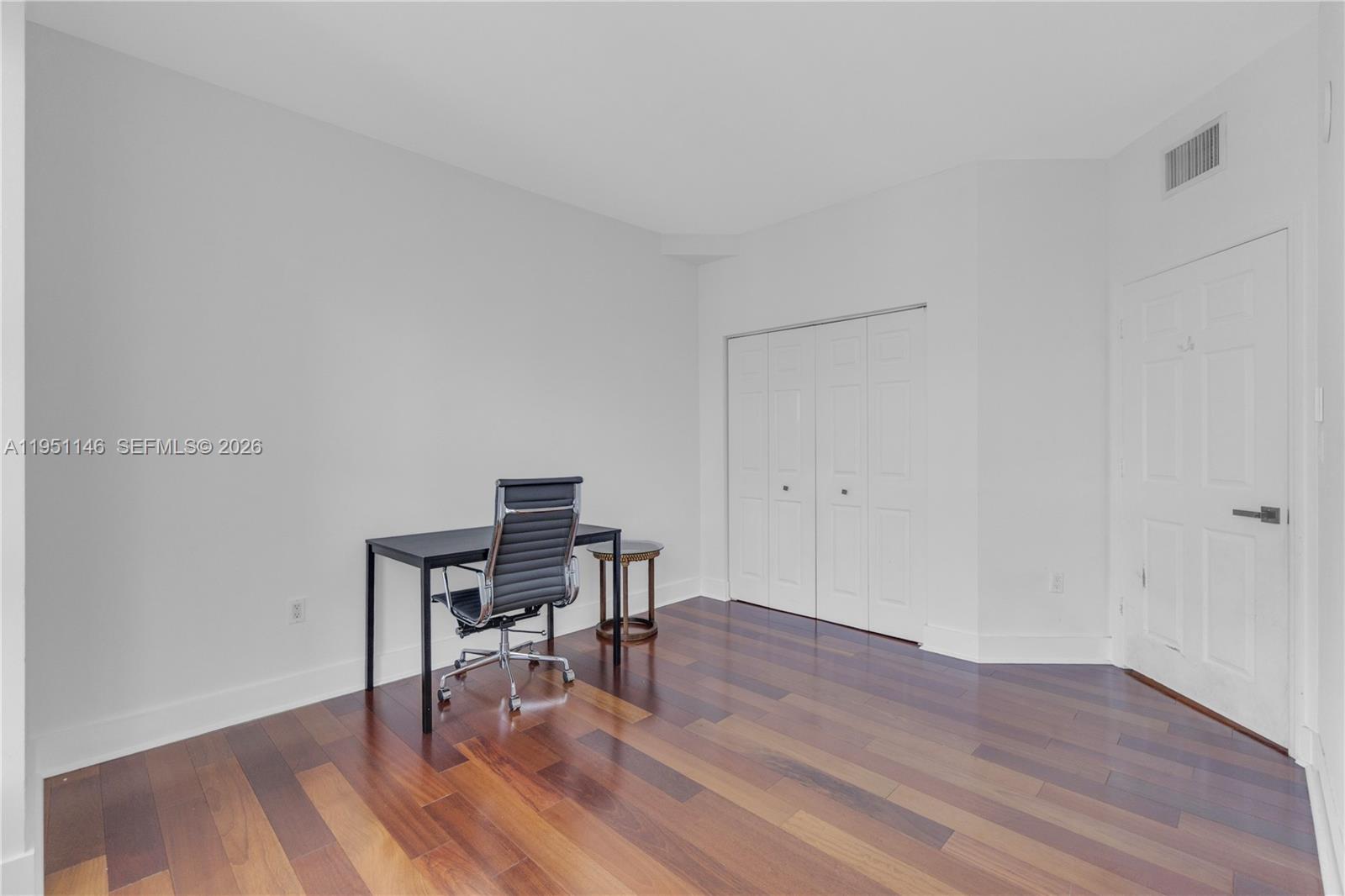 THE MARK ON BRICKELL COND - Residential