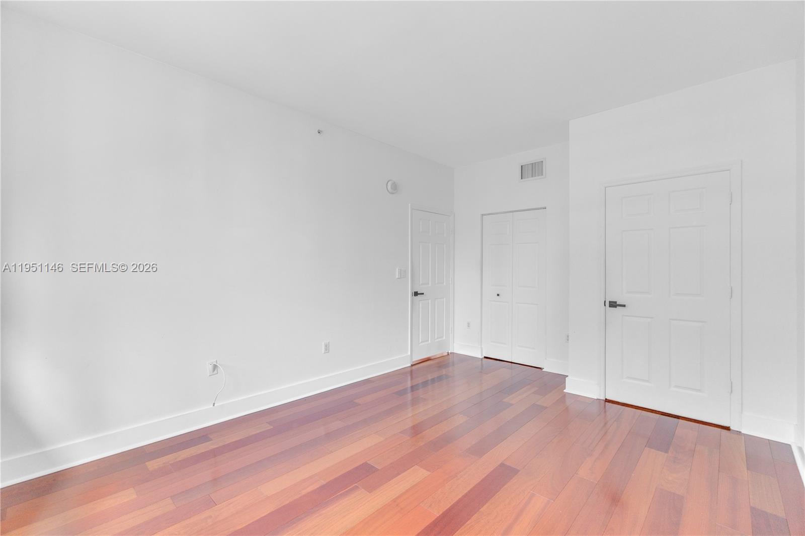 THE MARK ON BRICKELL COND - Residential