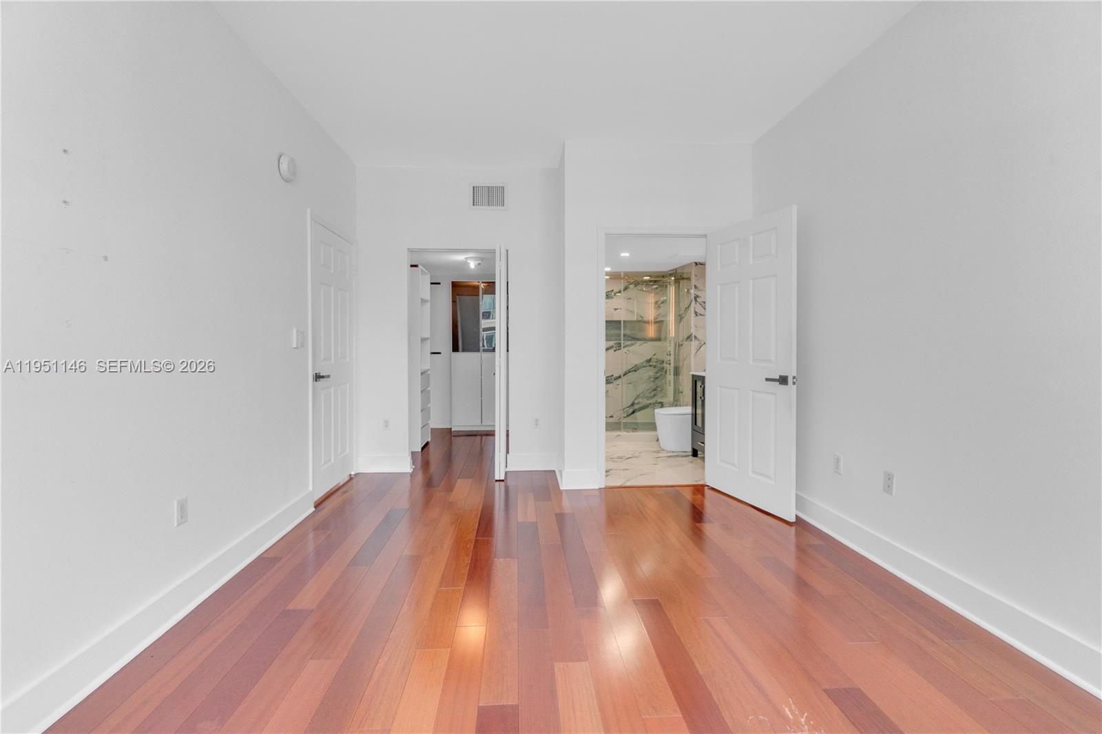 THE MARK ON BRICKELL COND - Residential