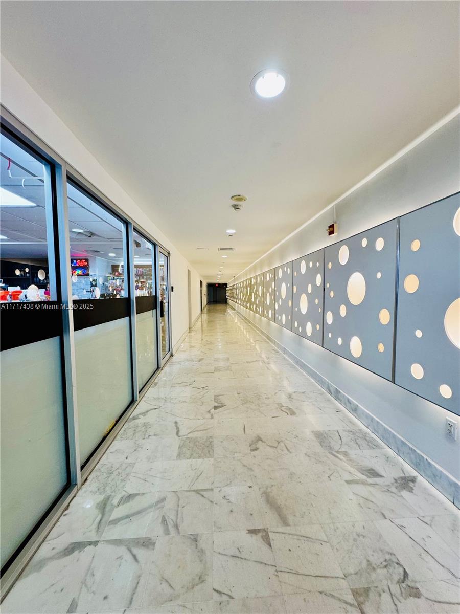 MIRADOR 1000 CONDO - Residential