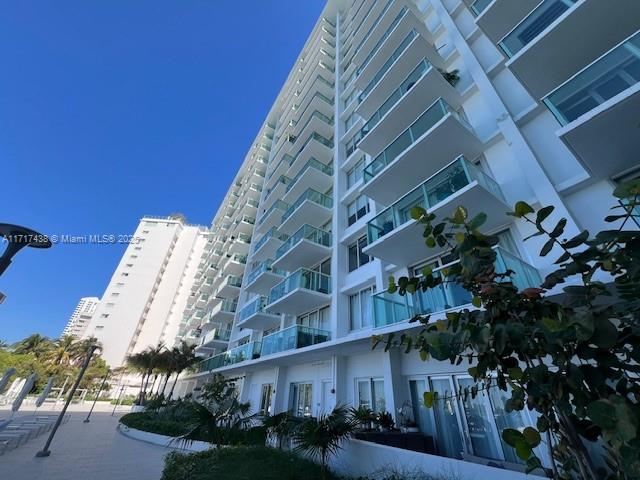 MIRADOR 1000 CONDO - Residential