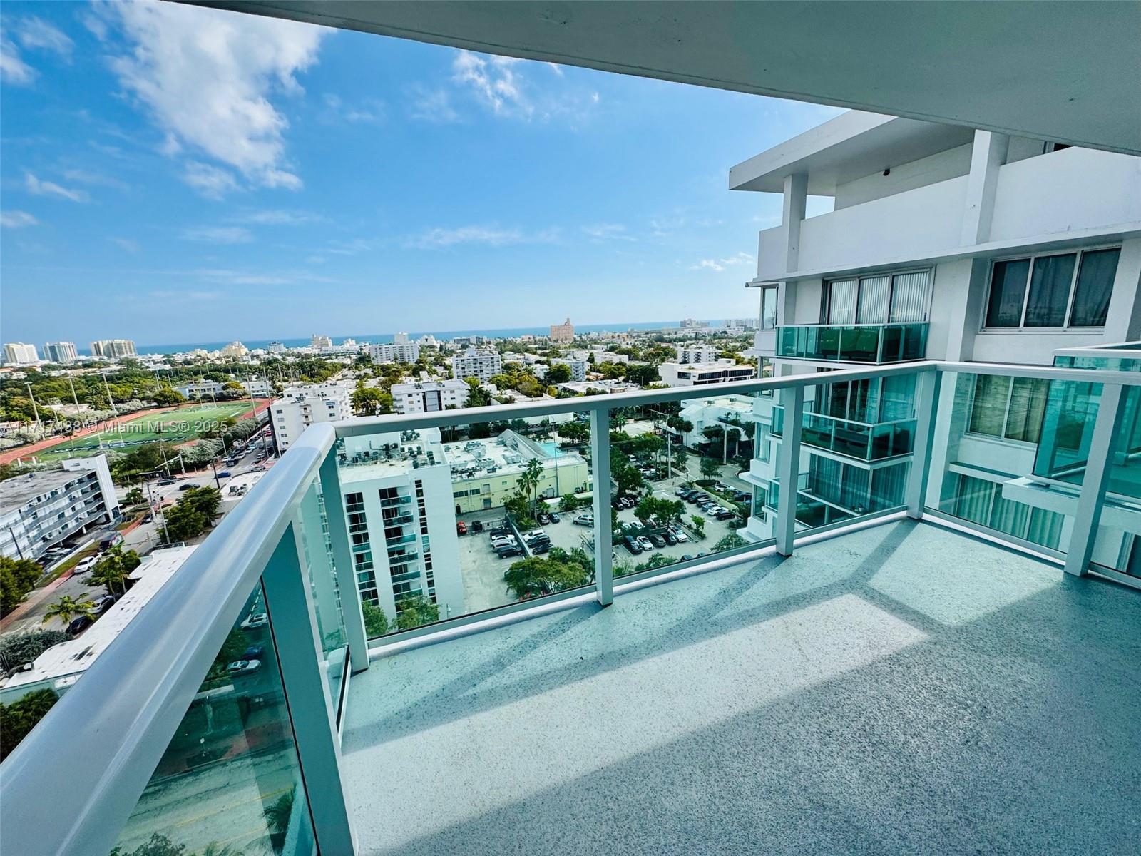 MIRADOR 1000 CONDO - Residential