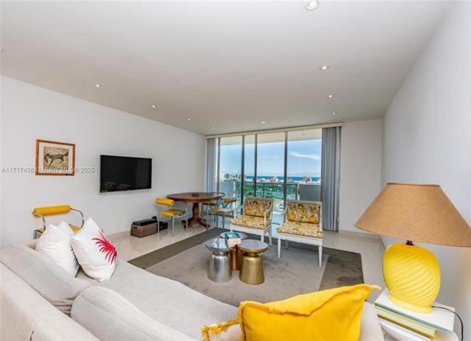 MIRADOR 1000 CONDO - Residential