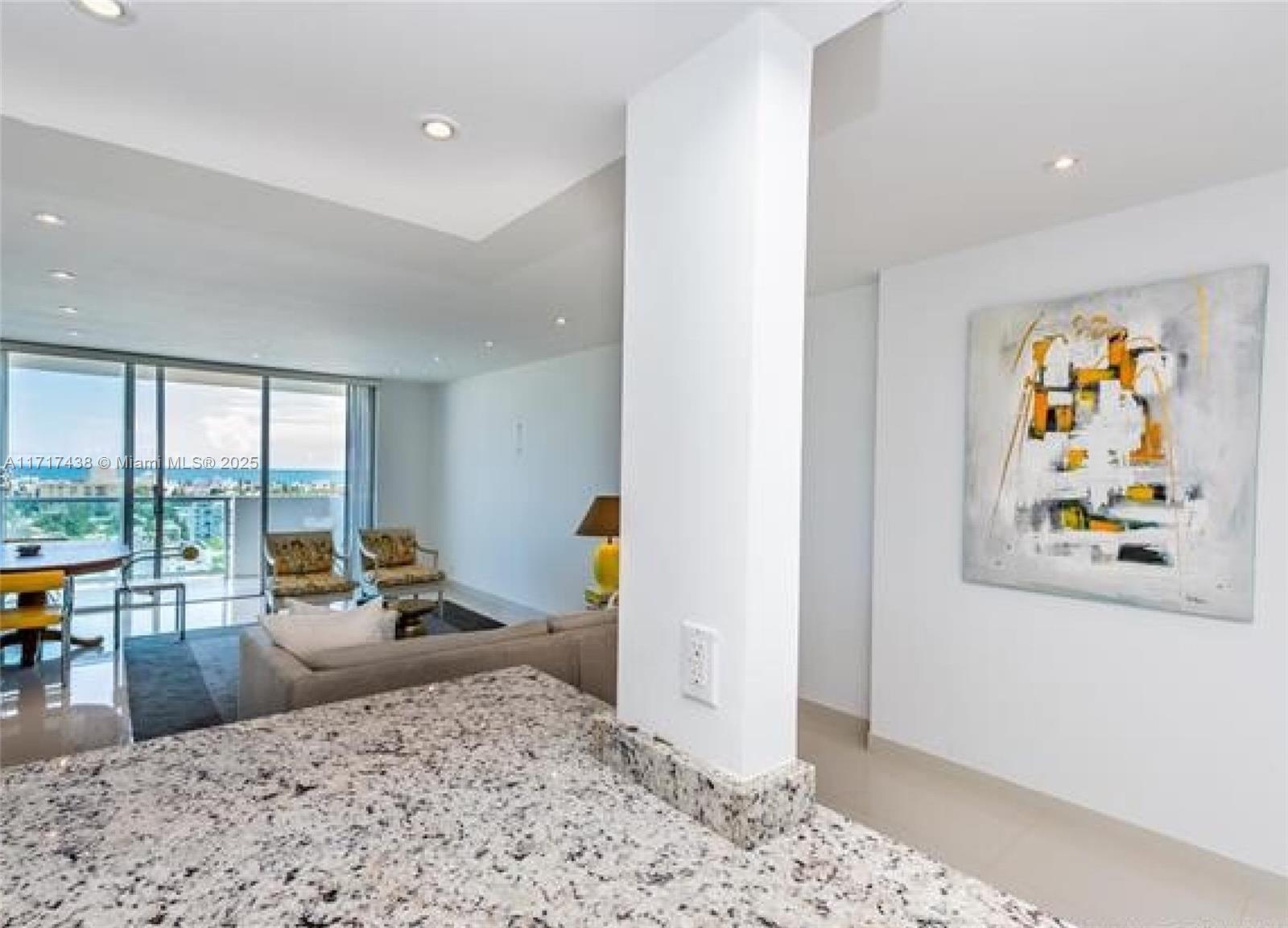 MIRADOR 1000 CONDO - Residential