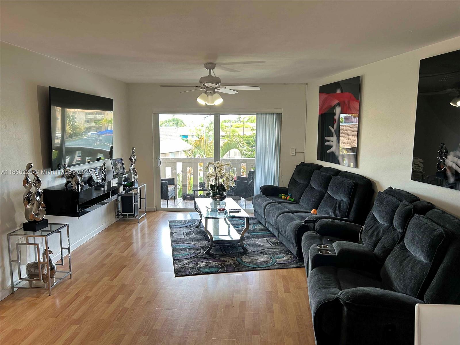 Beautiful condo 2 bedrooms & 2 bathrooms in Miami Lakes, nice baths & vanities w/granite counter. Master w/ample closet, balcony, laminate wood flooring. Washer & dryer inside unit. Laundry facility is also available. Water is included. Community pool, tennis court and play area. Close to shopping, theaters and easy access to major expressways
