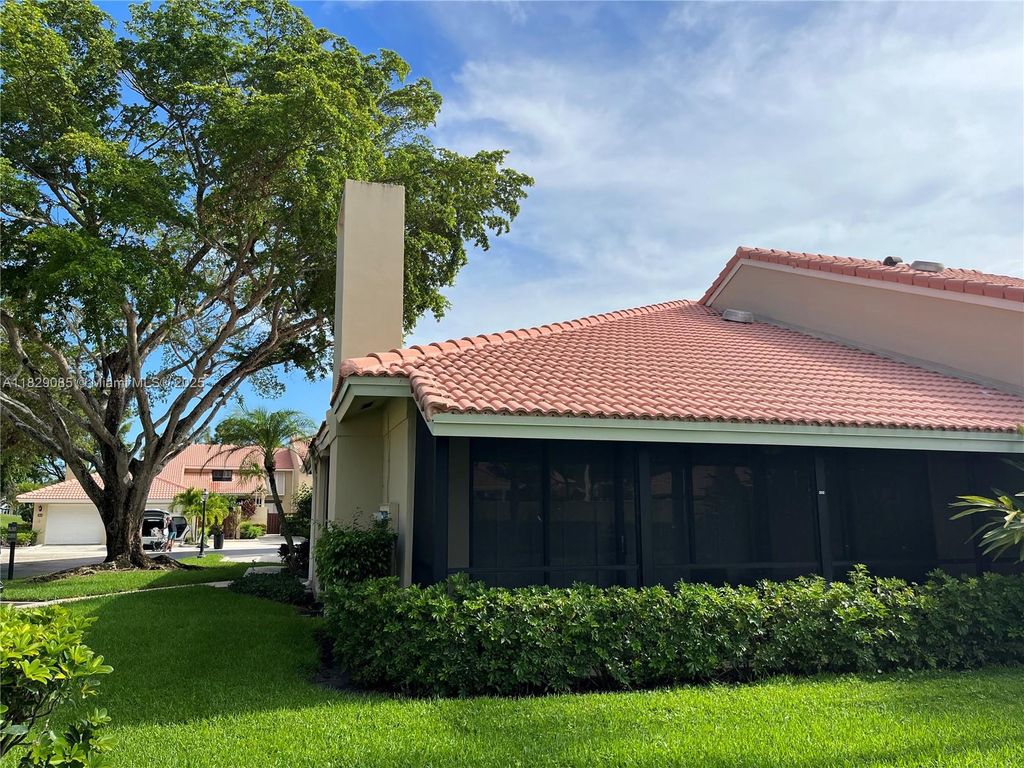 Photo of Palm Beach Gardens, FL 33418 (MLS # A11829085)