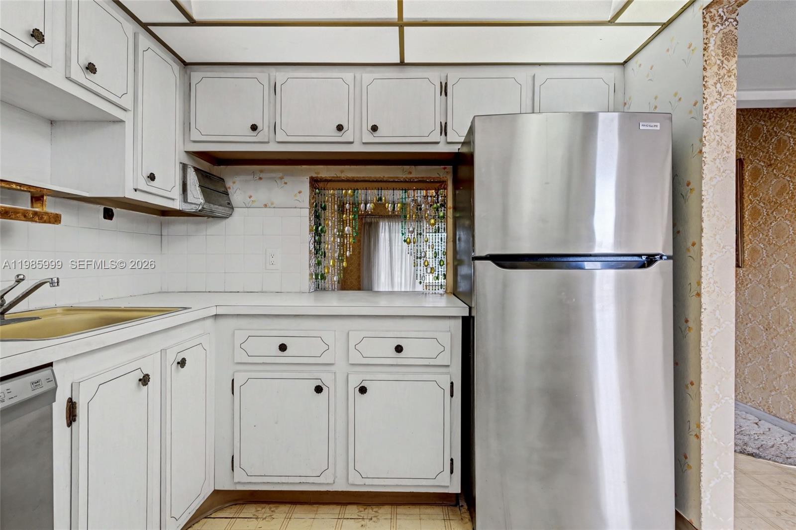 ORIOLE GOLF & TENNIS CLUB - Residential