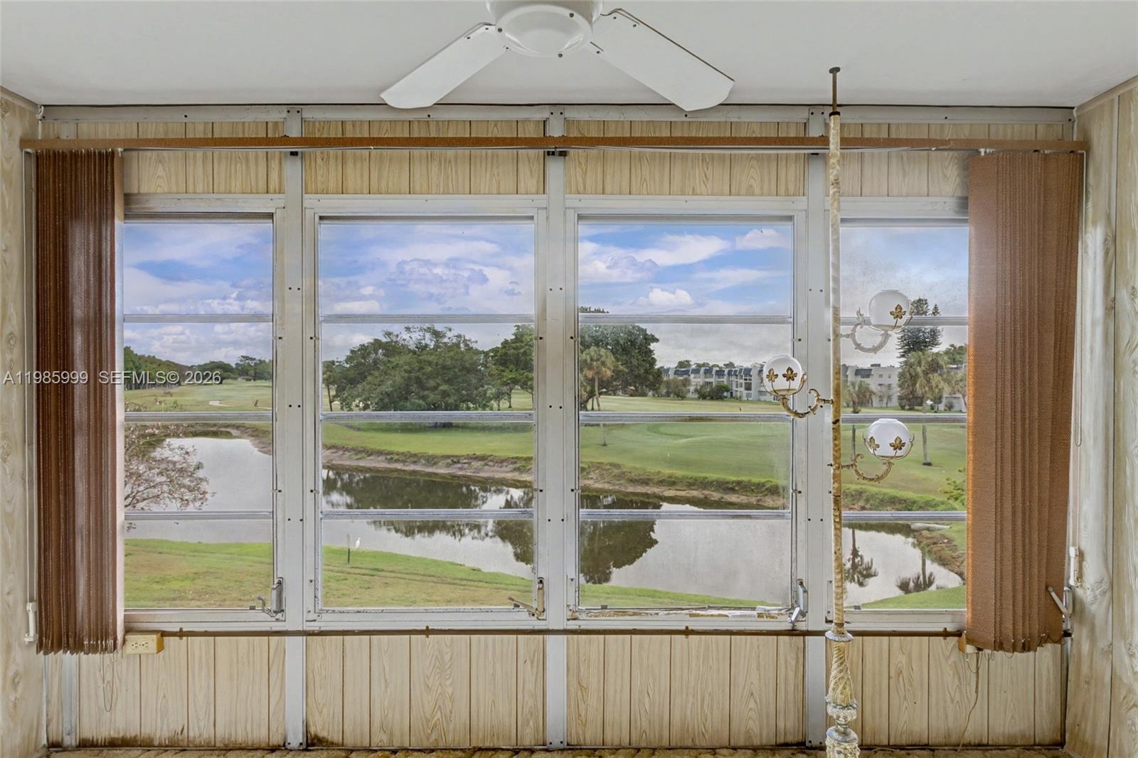 ORIOLE GOLF & TENNIS CLUB - Residential