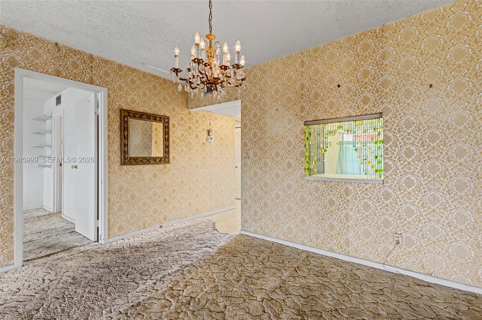 ORIOLE GOLF & TENNIS CLUB - Residential