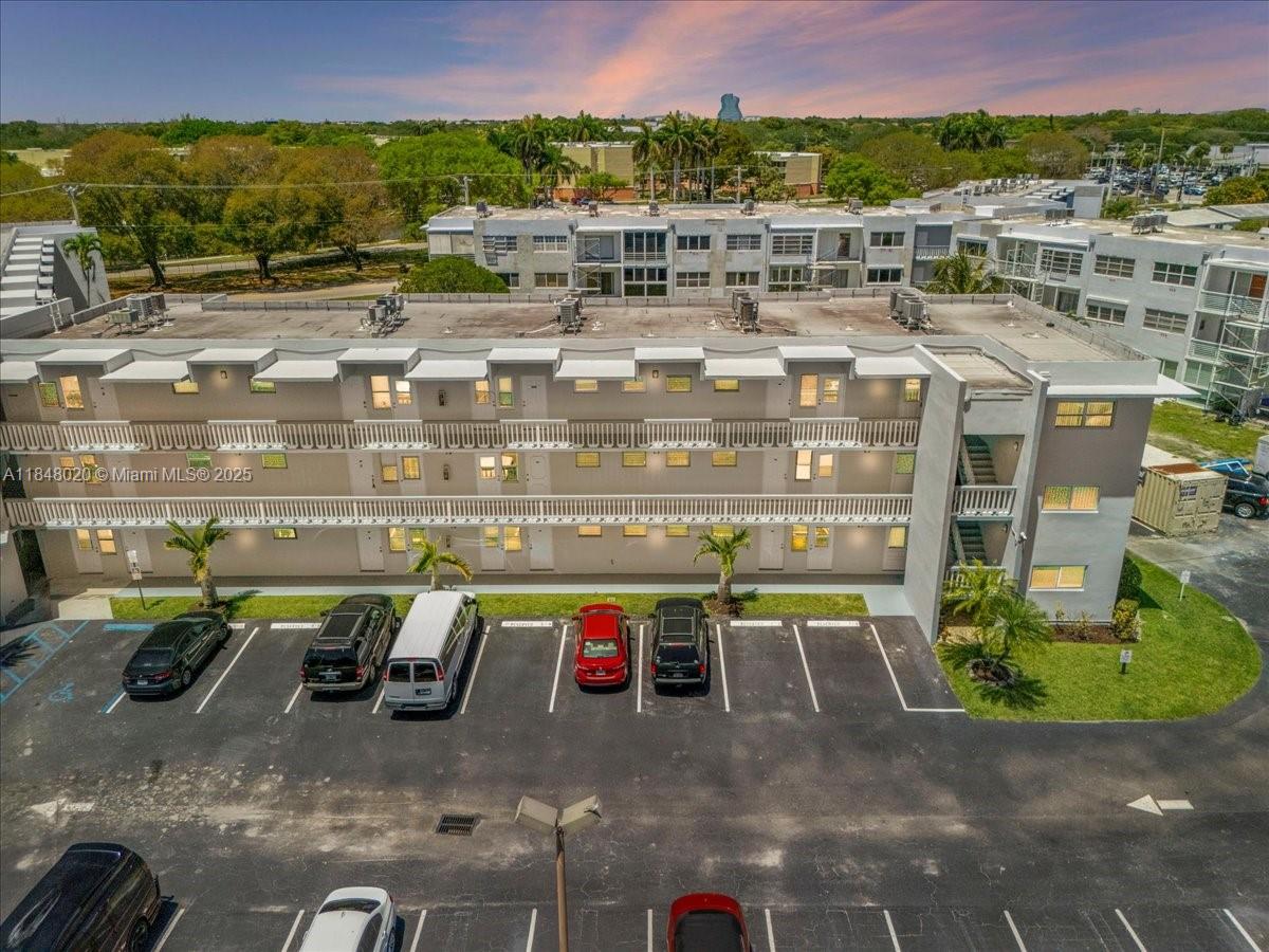 Beautiful 1BR/1BA Corner unit condo in the highly desirable 55+ community of Sheridan Lakes. Located on the 3rd floor, this home features an upgraded kitchen and a bright, open layout. Community has passed the 40-year inspection and is undergoing updates and renovations. Enjoy low HOA fees under $500 and great amenities including clubhouse, pool, lakefront views, walking paths, and more. Close to shopping, dining, entertainment, and houses of worship. Peaceful and friendly neighborhood—perfect for enjoying South Florida living!