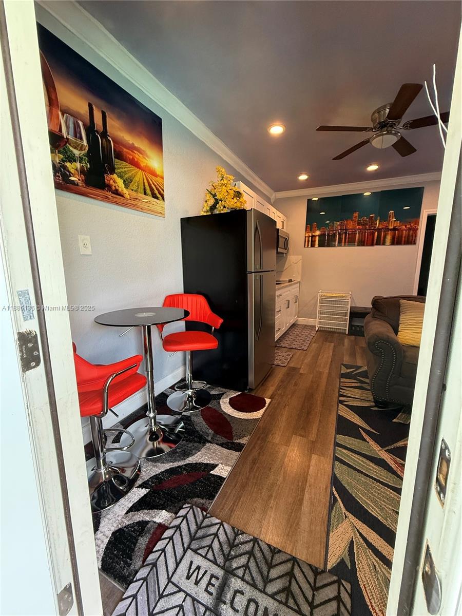 LAUDERDALE LAKES EAST GAT - Residential Lease